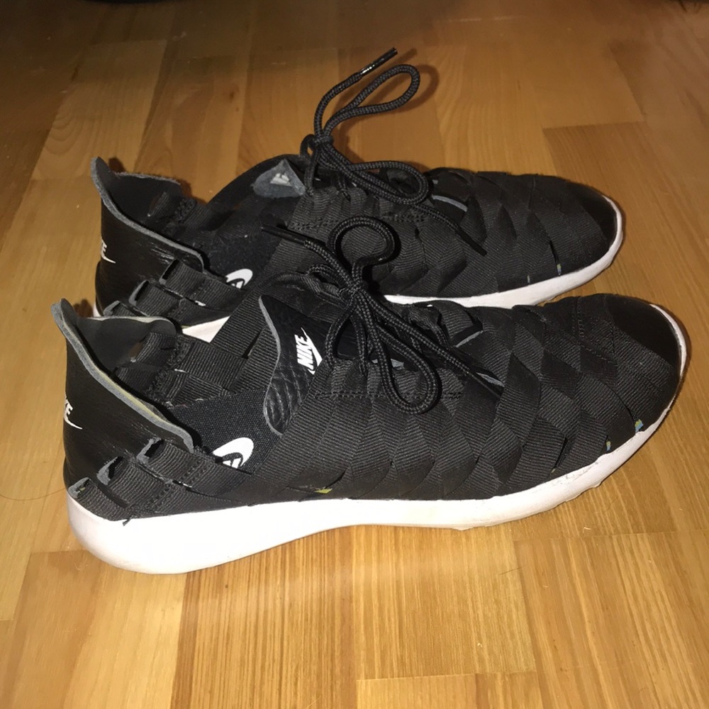 Black Juvenate Nike’s